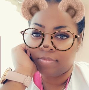 Meet your Posher, Nasheedah